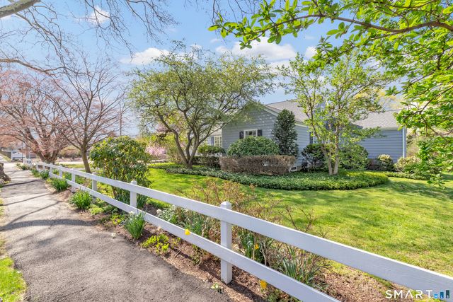 364 Beach Road, Fairfield, CT 06824