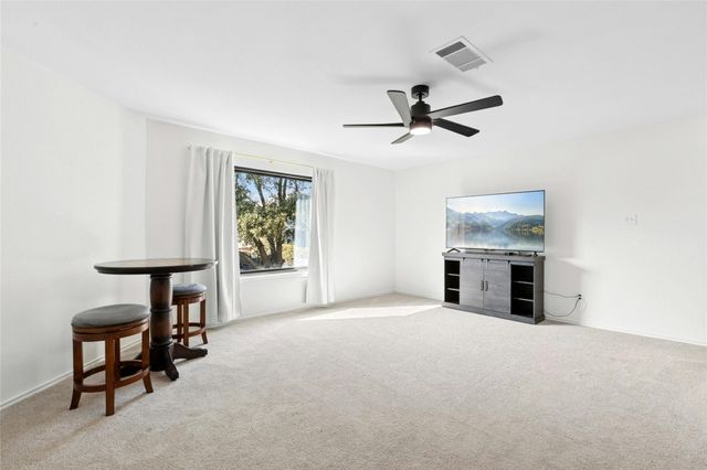 5611 Magee BND, Austin, TX 78749