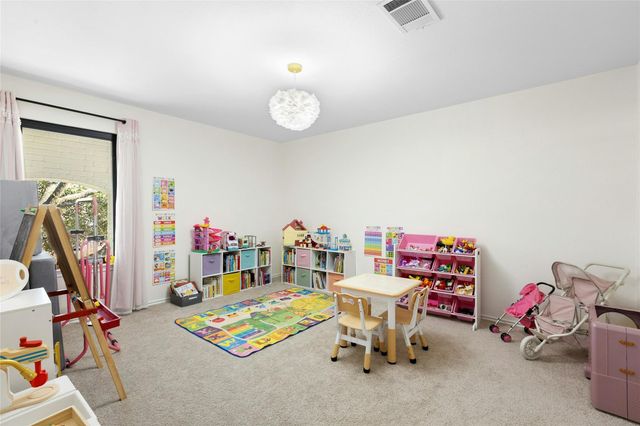 5611 Magee BND, Austin, TX 78749