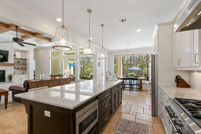 2263 Stableridge Drive, Conroe, TX 77384