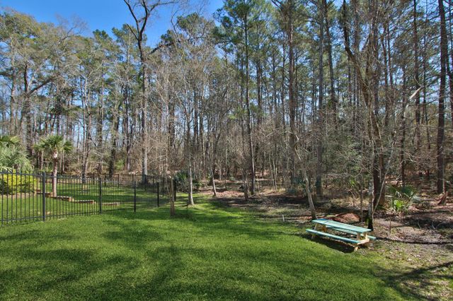 2263 Stableridge Drive, Conroe, TX 77384