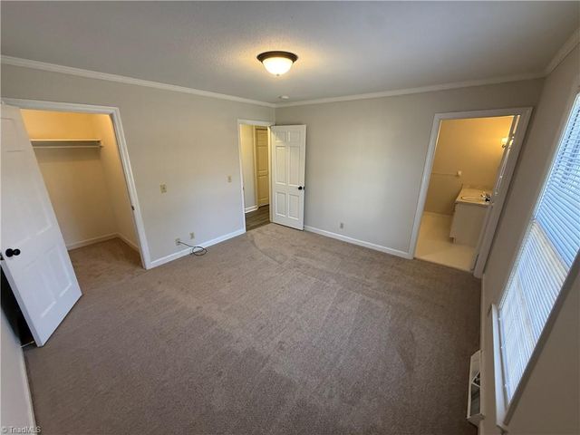 102 Westgate Circle A, Winston-salem, NC 27106