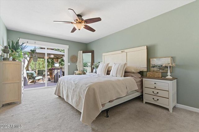 41 S KENNETH Place, Chandler, AZ 85226