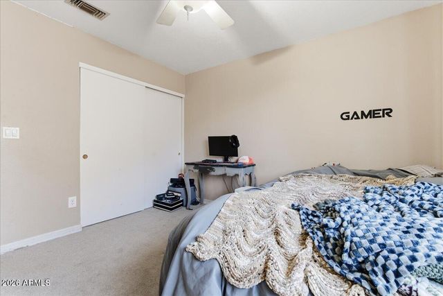 41 S KENNETH Place, Chandler, AZ 85226