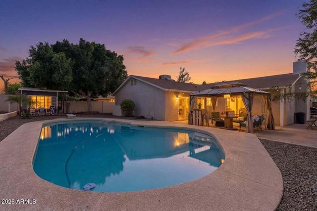 41 S KENNETH Place, Chandler, AZ 85226