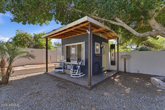 41 S KENNETH Place, Chandler, AZ 85226