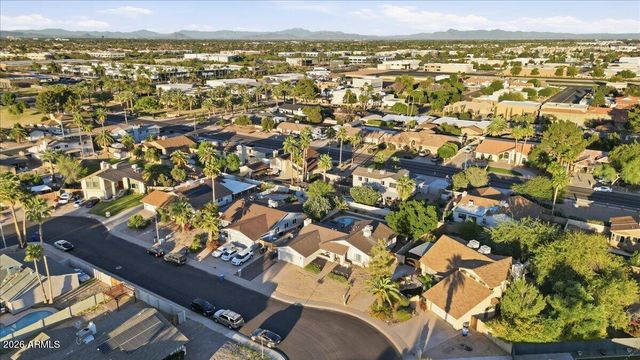 41 S KENNETH Place, Chandler, AZ 85226