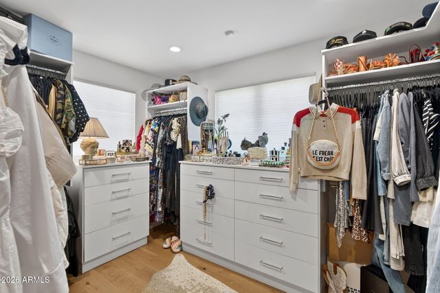 2302 E ROMA Avenue, Phoenix, AZ 85016