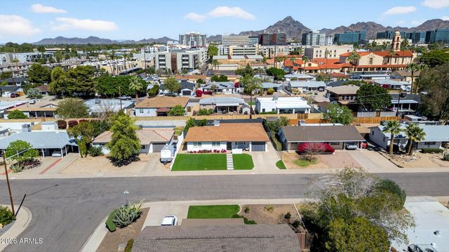 2302 E ROMA Avenue, Phoenix, AZ 85016