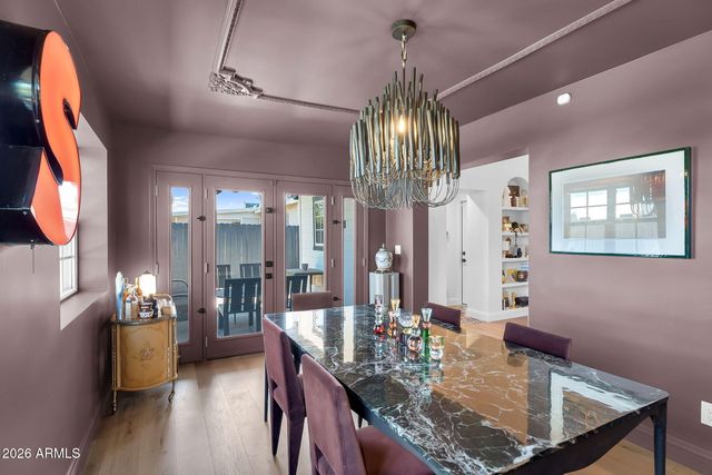 2302 E ROMA Avenue, Phoenix, AZ 85016