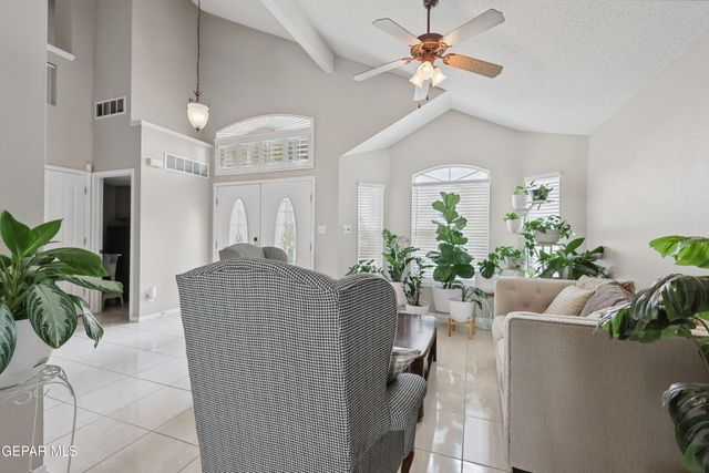 7361 CAMINO DEL SOL Drive, El Paso, TX 79911
