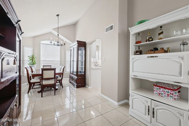 7361 CAMINO DEL SOL Drive, El Paso, TX 79911