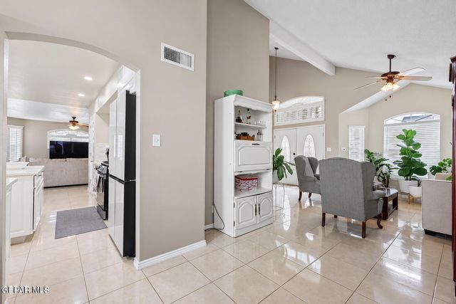 7361 CAMINO DEL SOL Drive, El Paso, TX 79911
