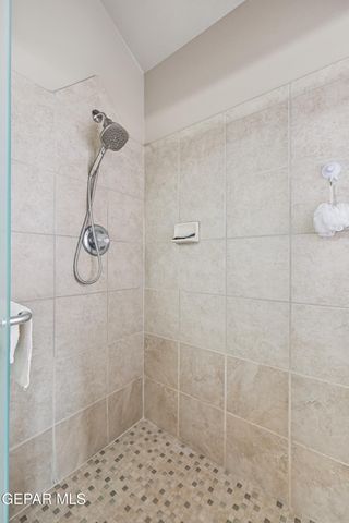 7361 CAMINO DEL SOL Drive, El Paso, TX 79911
