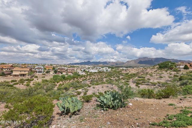 7361 CAMINO DEL SOL Drive, El Paso, TX 79911