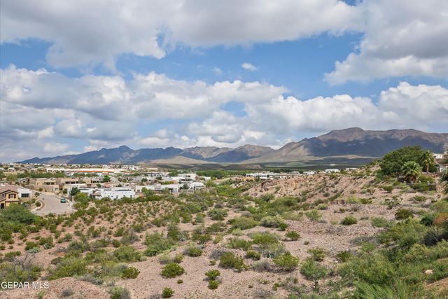 7361 CAMINO DEL SOL Drive, El Paso, TX 79911