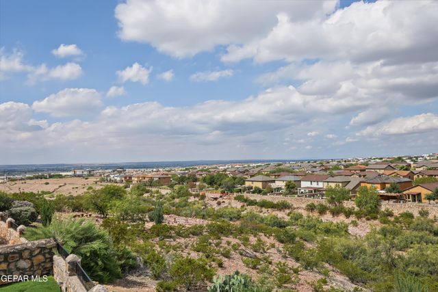 7361 CAMINO DEL SOL Drive, El Paso, TX 79911