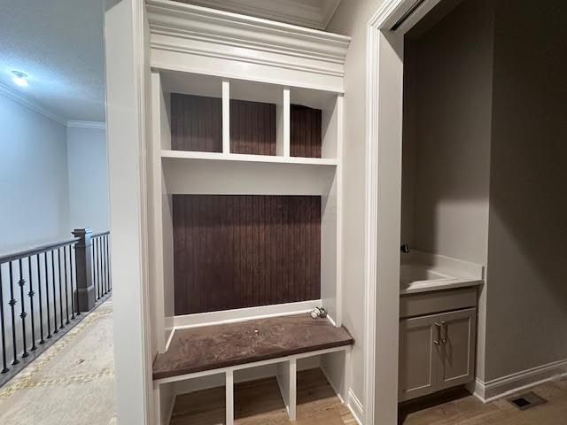 2599 Hackney Court, Powell, OH 43065