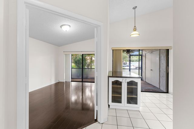 1001 NW 79th Avenue, Plantation, FL 33322