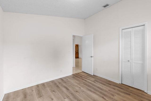 1001 NW 79th Avenue, Plantation, FL 33322