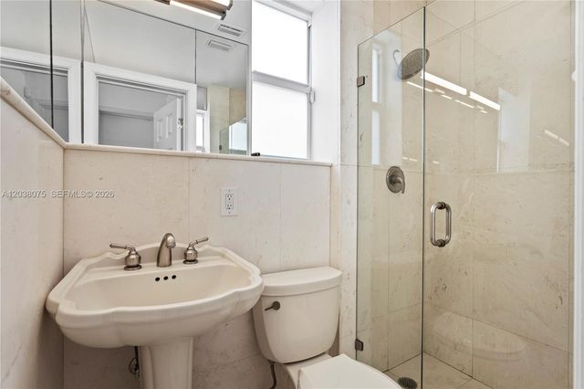 7611 Miami View Dr, North Bay Village, FL 33141