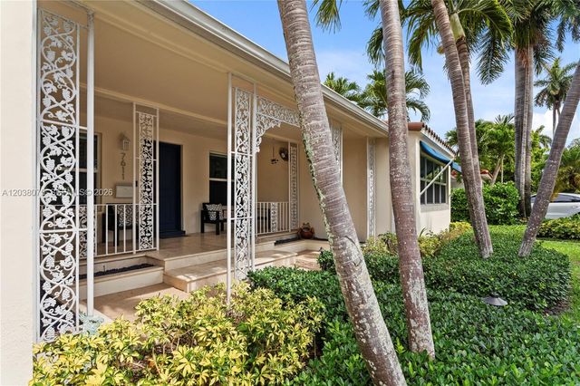 7611 Miami View Dr, North Bay Village, FL 33141
