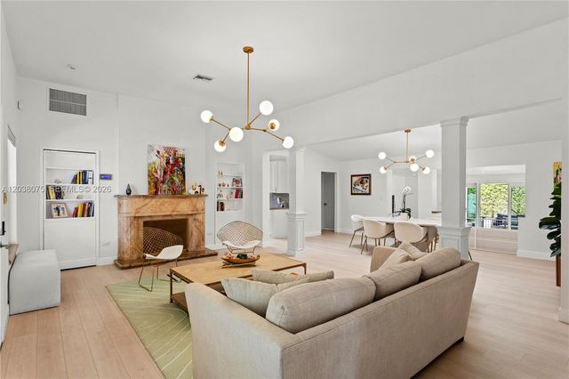 7611 Miami View Dr, North Bay Village, FL 33141