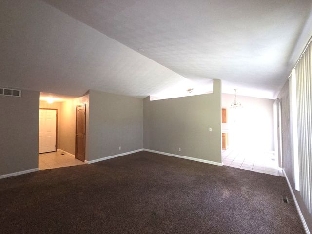 7069 MULLINSHIRE Way, Machesney Park, IL 61115