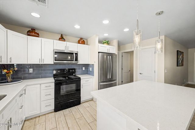 332 W 14TH Avenue, Apache Junction, AZ 85120