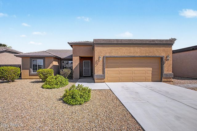 332 W 14TH Avenue, Apache Junction, AZ 85120