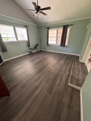 709 VALLEY VIEW Drive, Arlington, TX 76010