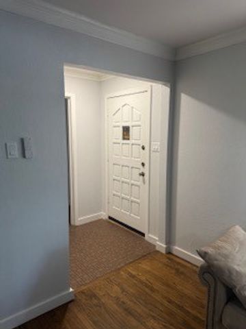 709 VALLEY VIEW Drive, Arlington, TX 76010