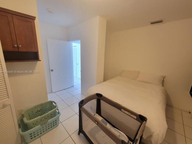 5601 Collins Ave PH-9, Miami Beach, FL 33140