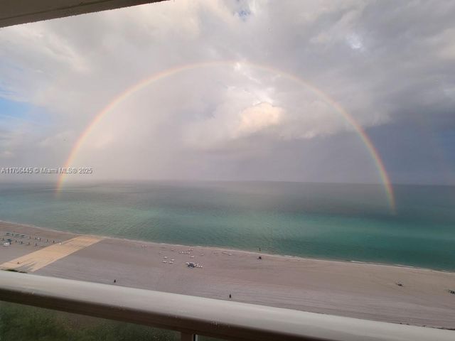 5601 Collins Ave PH-9, Miami Beach, FL 33140