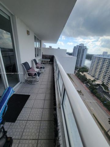 5601 Collins Ave PH-9, Miami Beach, FL 33140