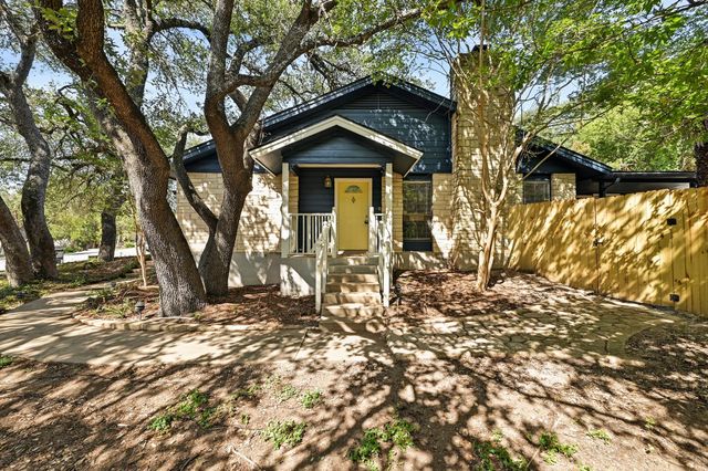 275 Mooring CIR B, Lakeway, TX 78734
