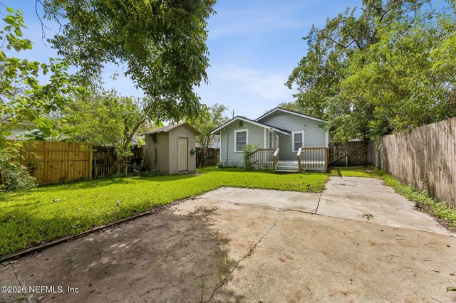 683 BRIDAL Avenue, Jacksonville, FL 32205