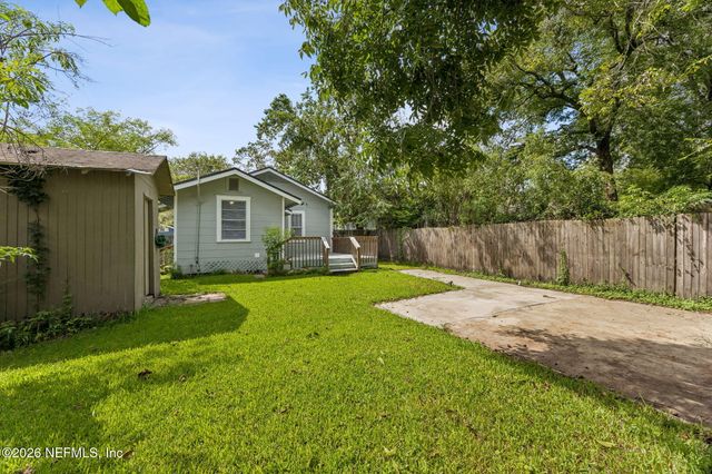 683 BRIDAL Avenue, Jacksonville, FL 32205