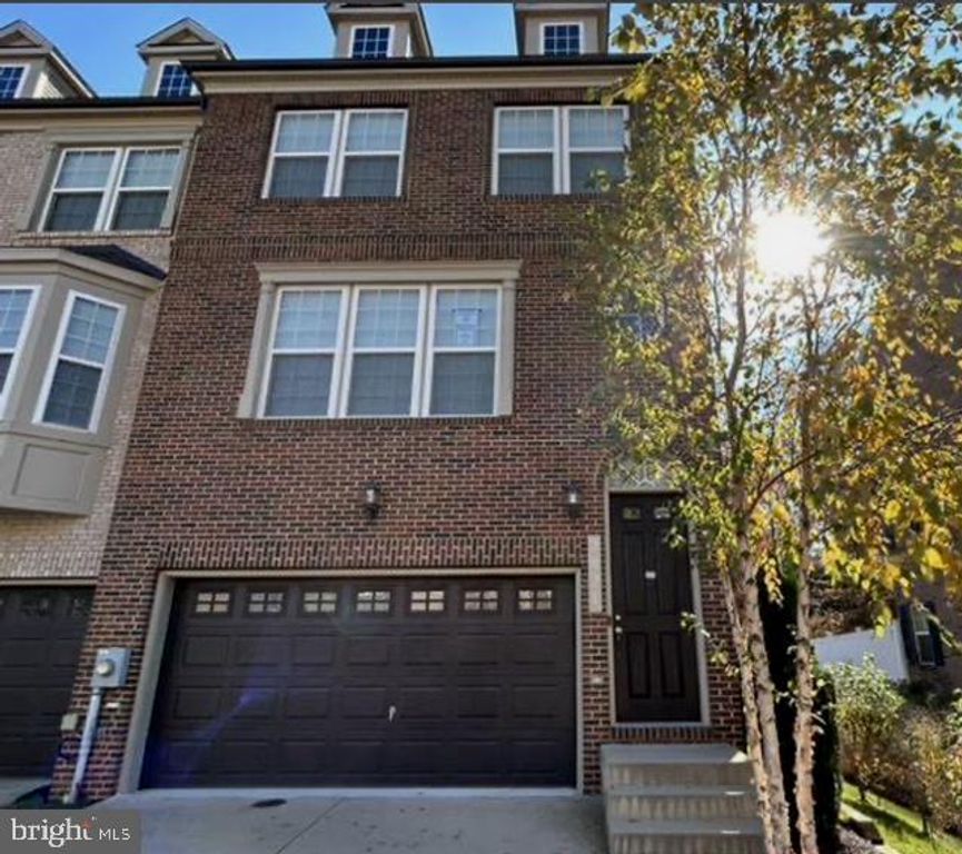 GOLDEN GATE CT, Waldorf, MD 20601