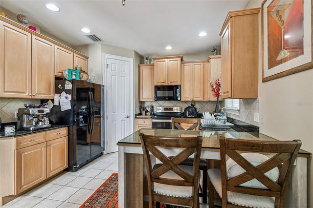 11601 HIGHBURY WAY, Tampa, FL 33626