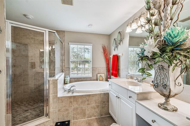 11601 HIGHBURY WAY, Tampa, FL 33626