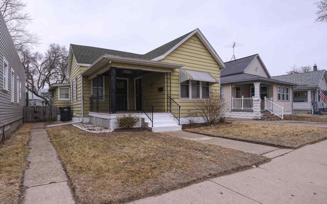 504 N 4th Street, Clinton, IA 52732