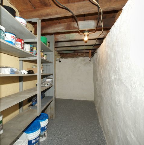 504 N 4th Street, Clinton, IA 52732