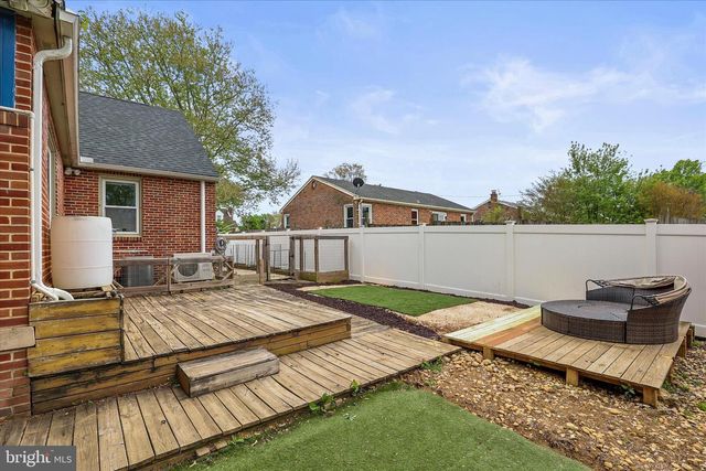 700 S ROYAL ST, York, PA 17402