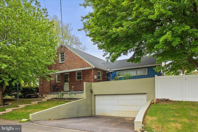 700 S ROYAL ST, York, PA 17402