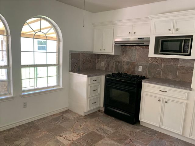 4722 Woodside Street, Houston, TX 77023