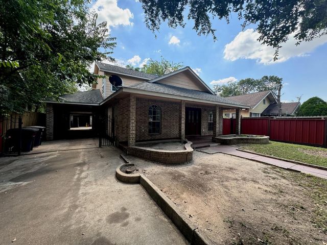 4722 Woodside Street, Houston, TX 77023