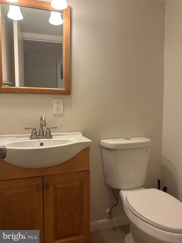 3377 ARDLEY CT, Falls Church, VA 22041