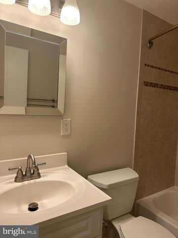 3377 ARDLEY CT, Falls Church, VA 22041