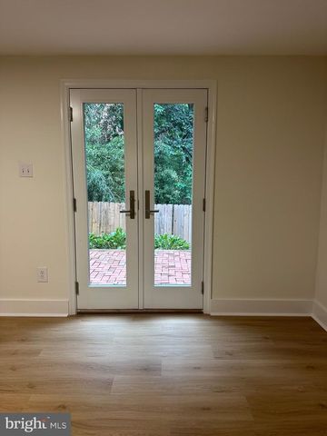 3377 ARDLEY CT, Falls Church, VA 22041